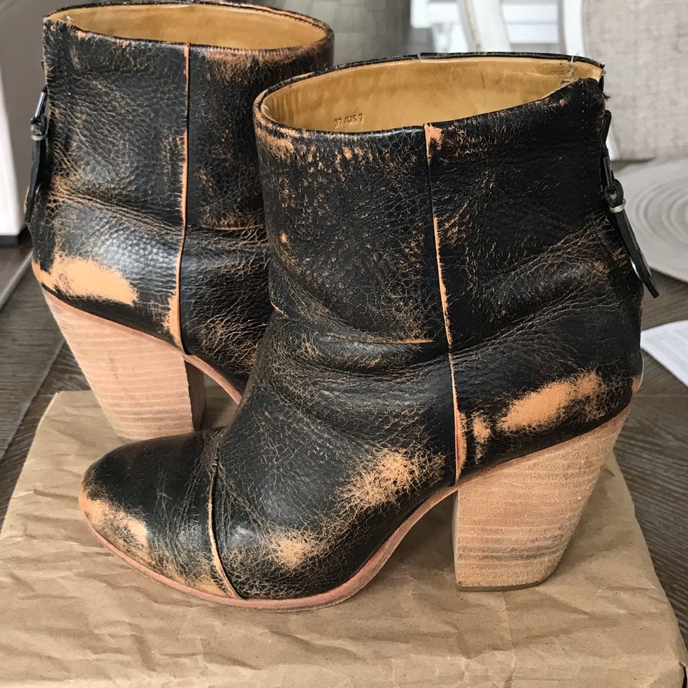 Rag & bone black distressed booties